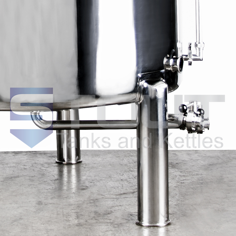 https://conical-fermenter.com/images/D/7-bbl-brew-kettle-from-Stout-Tanks-and-Kettles-Commercial-brewing-equipment-6-01.jpg